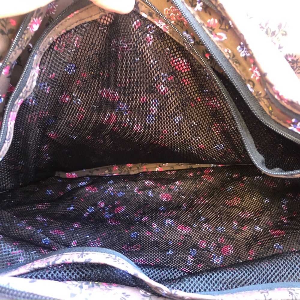Vera Bradley Pink Plaid Quilted Flat  Overnight Bag - Picture 5 of 6